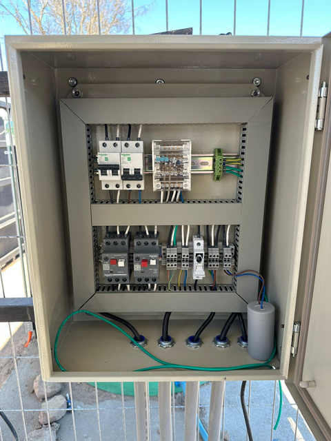 Sistema Eléctrico y Solar · Piedra Colgada · imagen 3